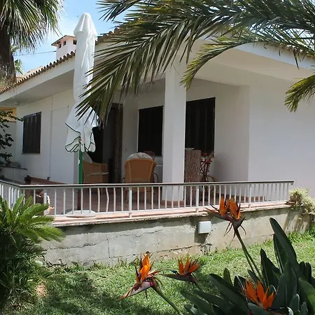 Ferienhaus Villa Es Tamarells Blue *